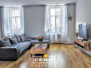 Prodej vícegeneračního domu, Žatec, Chomutovská, 300 m2