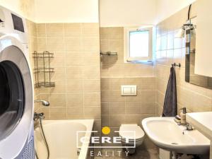 Prodej vícegeneračního domu, Žatec, Chomutovská, 300 m2