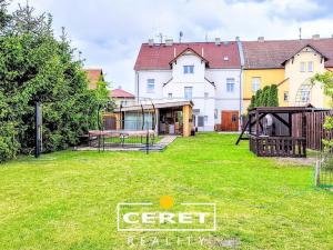 Prodej vícegeneračního domu, Žatec, Chomutovská, 300 m2