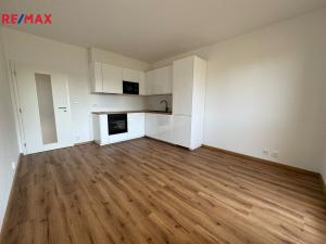 Pronájem bytu 2+kk, Hradec Králové - Moravské Předměstí, Štefánikova, 44 m2