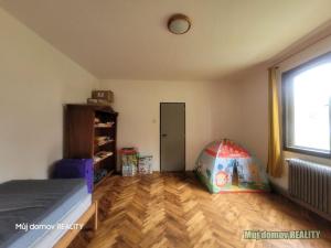 Prodej vícegeneračního domu, Praha - Horní Počernice, Votuzská, 167 m2