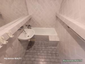Pronájem bytu 2+1, Praha - Hlubočepy, Pražského, 60 m2