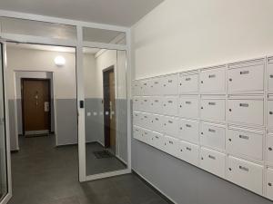 Prodej bytu 1+kk, Ústí nad Labem - Krásné Březno, Žežická, 30 m2