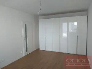 Pronájem bytu 2+1, Praha - Háje, Emilie Hyblerové, 57 m2