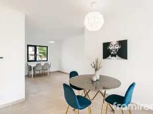 Prodej rodinného domu, Holubice, 179 m2