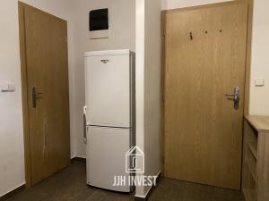 Pronájem bytu 2+1, Praha - Hlubočepy, Nad Zlíchovem, 68 m2