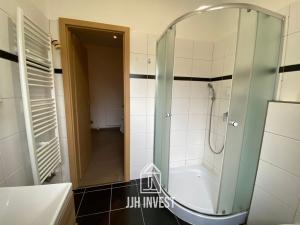 Pronájem bytu 2+1, Praha - Hlubočepy, Nad Zlíchovem, 68 m2