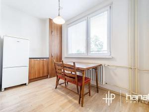 Prodej bytu 2+1, Olomouc, Řezáčova, 56 m2