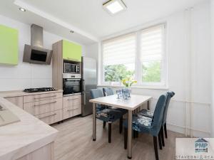Prodej bytu 2+1, Velké Opatovice, nám. Míru, 63 m2