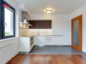 Pronájem bytu 2+kk, Praha - Dolní Chabry, Poštova, 56 m2