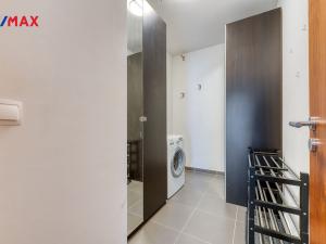 Pronájem bytu 2+kk, Praha - Dolní Chabry, Poštova, 56 m2