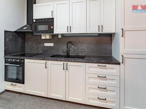 Prodej bytu 2+kk, Mariánské Lázně, Chebská, 55 m2