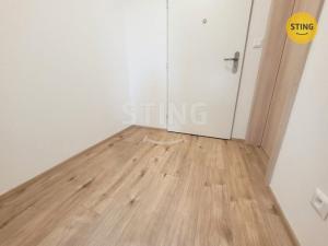 Pronájem bytu 1+kk, Ostrava, Sokolovská, 30 m2