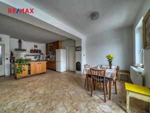 Prodej vícegeneračního domu, Kolín, K Raškovci, 200 m2
