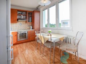 Pronájem bytu 3+1, Praha - Zličín, Nedašovská, 62 m2