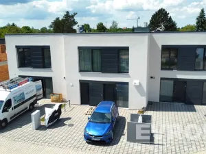 Prodej rodinného domu, Sezemice, Družstevní, 121 m2