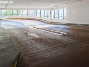 Pronájem garážového stání, Praha - Vysočany, Pešlova, 14 m2