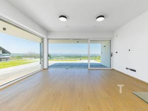 Prodej rodinného domu, Velenov, 214 m2