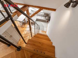 Pronájem bytu 1+kk, Praha - Malá Strana, Petřínská, 31 m2