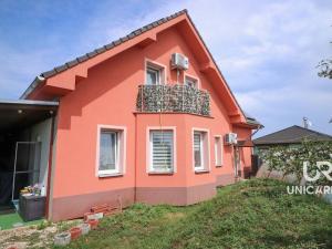 Prodej rodinného domu, Božice, 233 m2