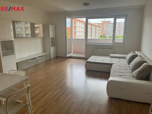 Prodej bytu 2+kk, Zlín, Podlesí II, 68 m2