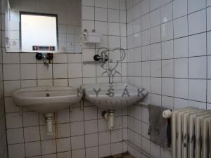Pronájem skladu, Horní Stropnice, 500 m2