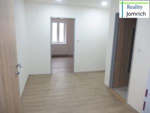 Pronájem bytu 1+kk, Liberec, 8. března, 30 m2