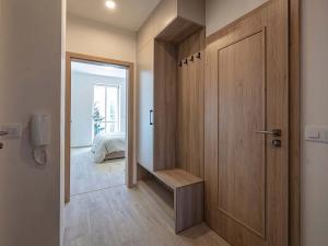 Pronájem bytu 2+kk, Praha - Nusle, Svatoslavova, 44 m2