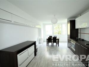 Pronájem bytu 3+kk, Praha - Nusle, Na Topolce, 75 m2