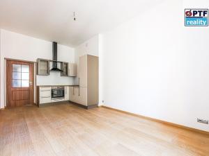 Pronájem bytu 2+kk, Plzeň - Jižní Předměstí, Krátká, 64 m2