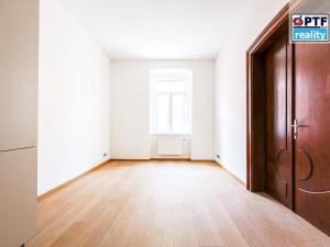 Pronájem bytu 2+kk, Plzeň - Jižní Předměstí, Krátká, 64 m2