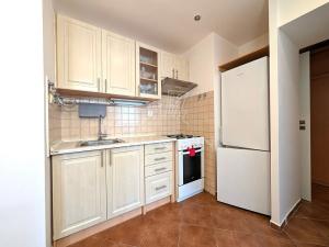 Pronájem bytu 2+1, Praha - Chodov, Křejpského, 42 m2