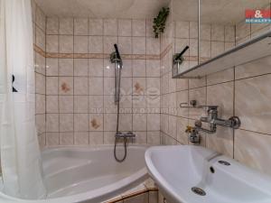 Prodej bytu 3+1, Sokolov, Mičurinova, 81 m2