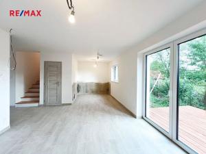 Prodej bytu 4+kk, Mukařov, Na Budech, 100 m2