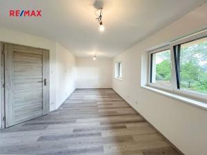 Prodej bytu 4+kk, Mukařov, Na Budech, 100 m2