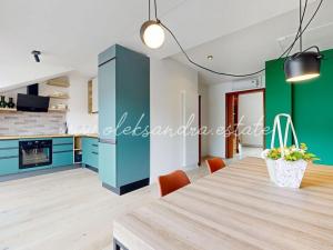 Prodej bytu 3+1, Praha - Vršovice, 28. pluku, 139 m2