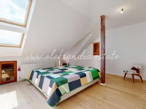 Prodej bytu 3+1, Praha - Vršovice, 28. pluku, 139 m2