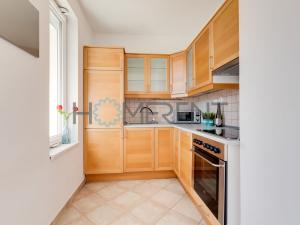 Prodej bytu 2+kk, Praha - Suchdol, Holubí, 43 m2