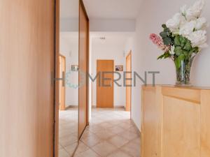Prodej bytu 2+kk, Praha - Suchdol, Holubí, 43 m2