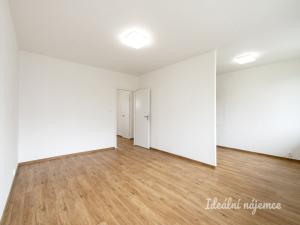 Pronájem bytu 4+1, Praha - Černý Most, Generála Janouška, 96 m2