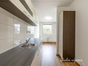 Pronájem bytu 4+1, Praha - Černý Most, Generála Janouška, 96 m2