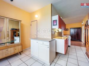 Prodej bytu 3+1, Sokolov, Švabinského, 82 m2