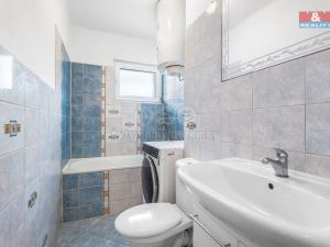 Prodej bytu 2+1, Velké Březno, Školní, 43 m2