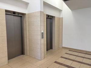 Pronájem bytu 1+kk, Praha - Vysočany, Pod Harfou, 35 m2