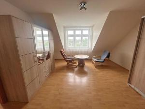 Pronájem bytu 3+kk, Praha - Střešovice, Parléřova, 110 m2