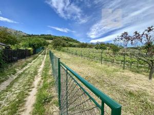 Prodej pozemku pro bydlení, Mikulov, 528 m2