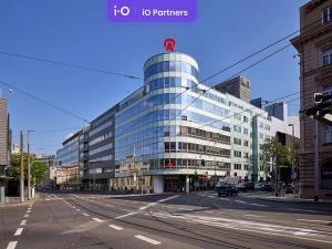 Pronájem kanceláře, Praha - Smíchov, Plzeňská, 356 m2