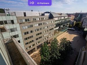 Pronájem kanceláře, Praha - Smíchov, Plzeňská, 356 m2