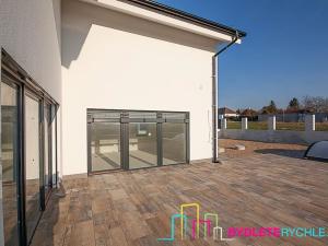 Prodej vily, Větrušice, 250 m2