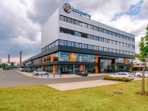 Pronájem obchodního prostoru, Praha - Vysočany, Poděbradská, 192 m2